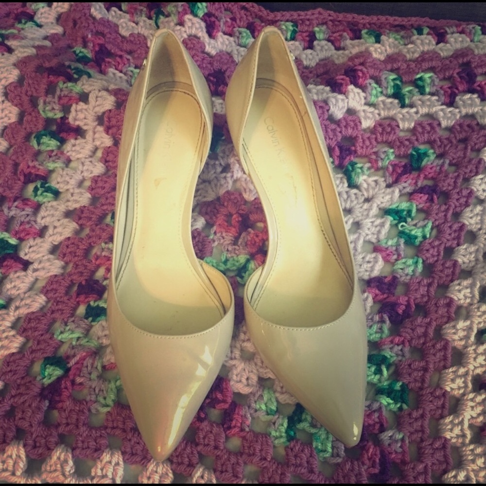 Like new Calvin Klein pumps
